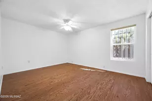 1018 Calle De La Temporada, Green Valley, AZ 85614 - Photo 9