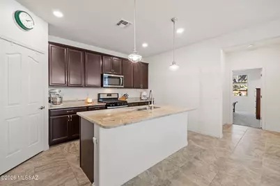 2134 W Ephesus Court, Tucson, AZ 85742 - Photo 9