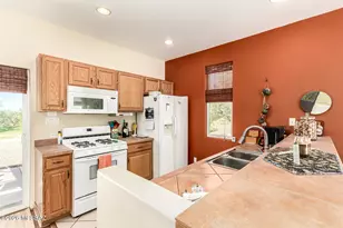 3985 W Potvin Ln, Tucson, AZ 85742 - Photo 33