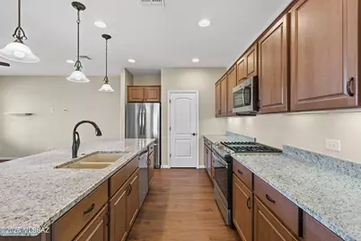 1717 E Sage Thrasher Drive, Green Valley, AZ 85614 - Photo 17