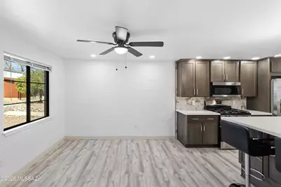 187 S Paseo Tierra #A, Green Valley, AZ 85614 - Photo 5