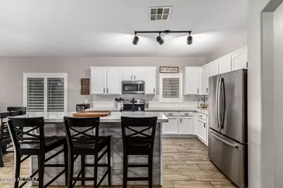 16551 W Jackson Street, Goodyear, AZ 85338 - Photo 3