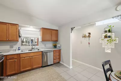 1851 S Skyview Place, Tucson, AZ 85748 - Photo 11