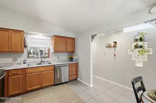 1851 S Skyview Pl, Tucson, AZ 85748 - Photo 11