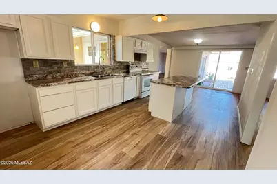 7321 E Calle Managua, Tucson, AZ 85710 - Photo 7