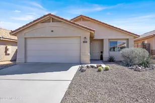 7757 S Precious Opal Dr, Tucson, AZ 85747 - Photo 3