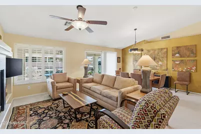 976 N Night Heron Drive, Green Valley, AZ 85614 - Photo 11