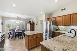 976 N Night Heron Dr, Green Valley, AZ 85614 - Photo 15