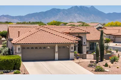 976 N Night Heron Drive, Green Valley, AZ 85614 - Photo 1