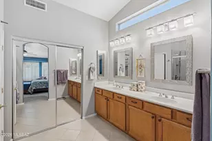 976 N Night Heron Dr, Green Valley, AZ 85614 - Photo 29