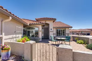 976 N Night Heron Dr, Green Valley, AZ 85614 - Photo 3