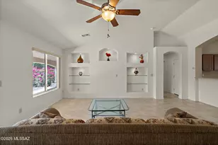 1547 N Buttes Dr, Green Valley, AZ 85614 - Photo 3