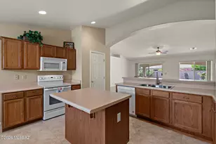 1547 N Buttes Dr, Green Valley, AZ 85614 - Photo 27