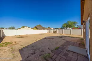 8296 W Redshank Dr, Tucson, AZ 85757 - Photo 21