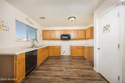 8296 W Redshank Drive, Tucson, AZ 85757 - Photo 1