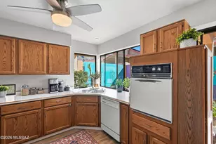 200 E Suntree St, Tucson, AZ 85737 - Photo 9