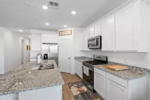 10072 S Arnold Ranch Rd, Vail, AZ 85641 - Photo 7