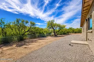 2065 W Ajo Wy, Tucson, AZ 85713 - Photo 13