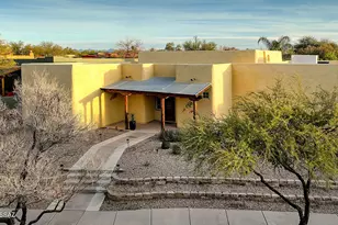 10440 E Roylstons Ln, Tucson, AZ 85747 - Photo 1
