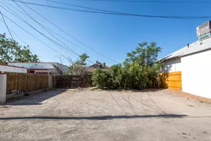642 E 2nd St, Tucson, AZ 85705 - Photo 47