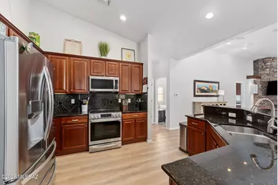 7961 N Lime Star Drive, Tucson, AZ 85743 - Photo 11