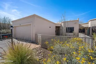 374 S Avenida De Las Sabinas, Green Valley, AZ 85614 - Photo 1