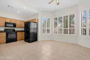 38868 S Carefree Dr, Tucson, AZ 85739 - Photo 15