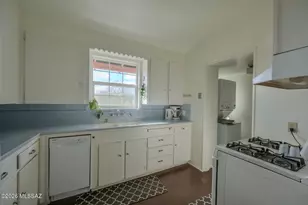 2040 N Campbell Ave, Tucson, AZ 85719 - Photo 9