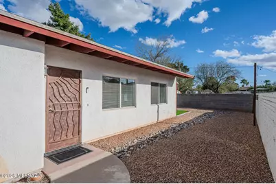 2040 N Campbell Avenue, Tucson, AZ 85719 - Photo 33