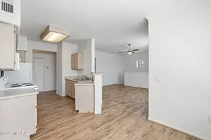 7050 E Sunrise Dr, Tucson, AZ 85750 - Photo 17