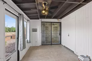 295 W Placita de Los Anillos, Green Valley, AZ 85614 - Photo 15
