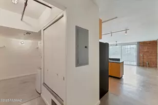 1001 E 17th St, Tucson, AZ 85719 - Photo 9