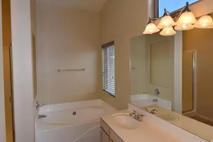 13456 N Wide View Dr, Oro Valley, AZ 85755 - Photo 17