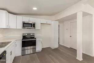 8901 W Safford St, Marana, AZ 85653 - Photo 9