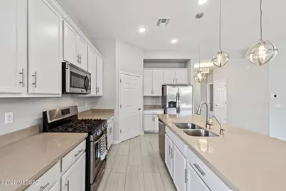 8874 W Saguaro Skies Road, Marana, AZ 85653 - Photo 11