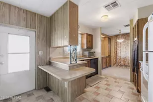 4550 N Flowing Wells Rd, Tucson, AZ 85705 - Photo 33