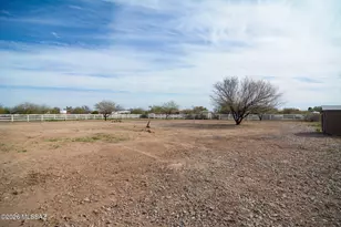 16741 W Whitewing Way, Marana, AZ 85653 - Photo 3