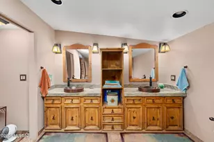 1641 W Chapala Dr, Tucson, AZ 85704 - Photo 17