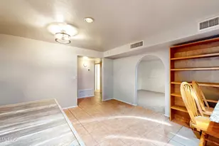 2209 W Window Rock Dr, Tucson, AZ 85745 - Photo 9