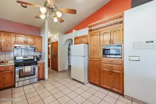 1430 W Via Ventajosa, Sahuarita, AZ 85629 - Photo 9