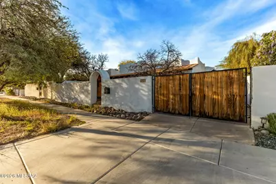 2321 E 6th Street, Tucson, AZ 85719 - Photo 1