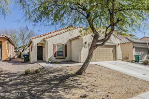 926 W Via De Gala, Sahuarita, AZ 85629 - Photo 1
