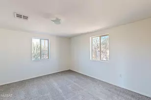 908 E Graybill Dr, Tucson, AZ 85719 - Photo 11