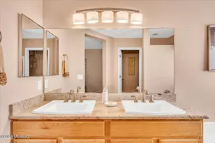7994 S Teaberry Ave, Tucson, AZ 85747 - Photo 13