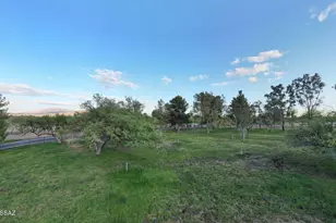 8741 E Woodland Rd, Tucson, AZ 85749 - Photo 9