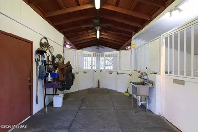 8741 E Woodland Road, Tucson, AZ 85749 - Photo 37