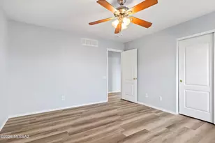 9422 N Weather Hill Dr, Tucson, AZ 85743 - Photo 37