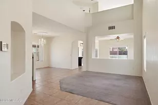 7769 S Delia Stone Ct, Tucson, AZ 85756 - Photo 5