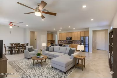 8804 E Stone Meadow Circle, Tucson, AZ 85730 - Photo 13