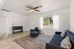 1107 E Alta Vista St, Tucson, AZ 85719 - Photo 9